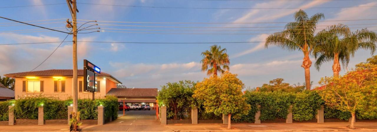 Country Leisure Motor Inn Dubbo Bagian luar foto